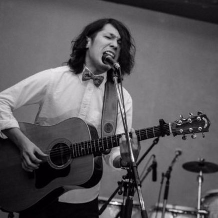 8月の終わりに弾き語る